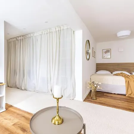 Goldene Zeit I Terasse I Parkplatz I 3 Sz I 2 Baeder I 2 Min Zum Vakantiehuis Joachimsthal