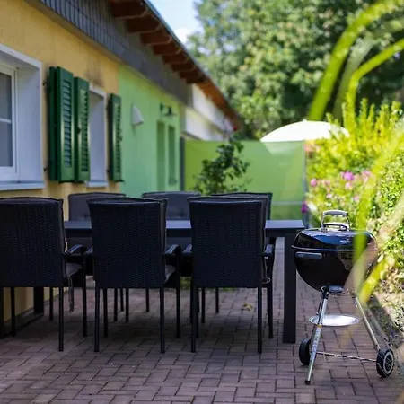 Goldene Zeit I Terasse I Parkplatz I 3 Sz I 2 Baeder I 2 Min Zum