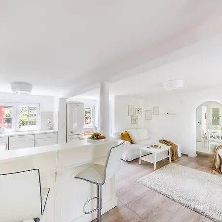 Goldene Zeit I Terasse I Parkplatz I 3 Sz I 2 Baeder I 2 Min Zum *