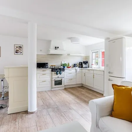 Goldene Zeit I Terasse I Parkplatz I 3 Sz I 2 Baeder I 2 Min Zum Vakantiehuis Joachimsthal