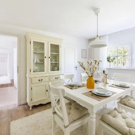 Goldene Zeit I Terasse I Parkplatz I 3 Sz I 2 Baeder I 2 Min Zum Vakantiehuis Joachimsthal