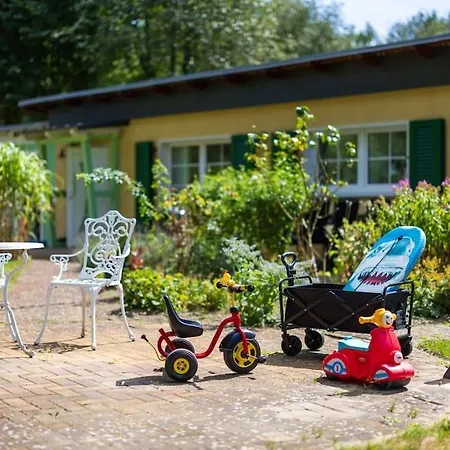 Goldene Zeit I Terasse I Parkplatz I 3 Sz I 2 Baeder I 2 Min Zum Vakantiehuis *