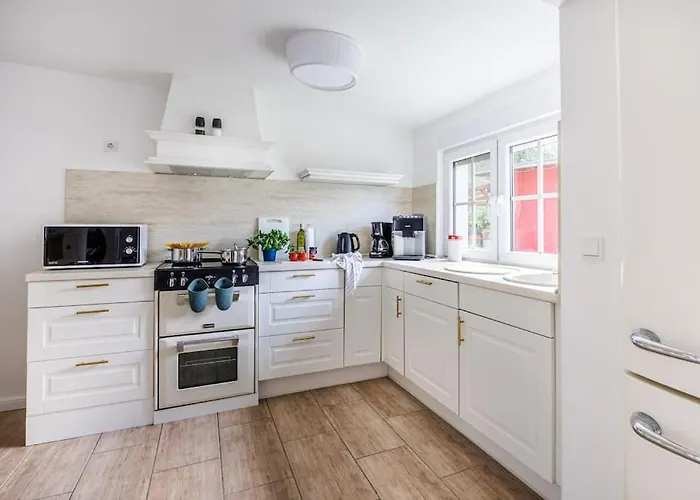 بيت للعطل Goldene Zeit I Terasse I Parkplatz I 3 Sz I 2 Baeder I 2 Min Zum