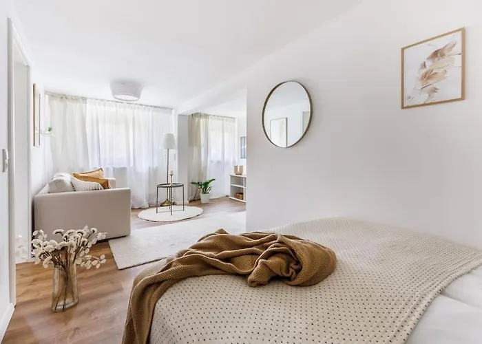 Goldene Zeit I Terasse I Parkplatz I 3 Sz I 2 Baeder I 2 Min Zum