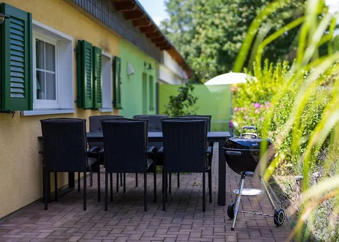 Goldene Zeit I Terasse I Parkplatz I 3 Sz I 2 Baeder I 2 Min Zum