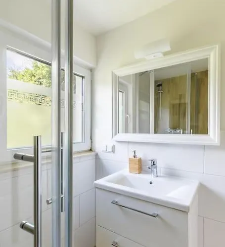 بيت للعطل Goldene Zeit I Terasse I Parkplatz I 3 Sz I 2 Baeder I 2 Min Zum