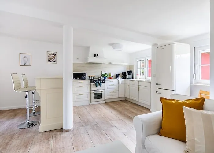 Goldene Zeit I Terasse I Parkplatz I 3 Sz I 2 Baeder I 2 Min Zum بيت للعطل يواخيمستال