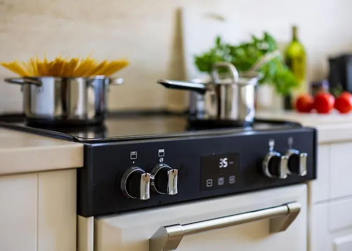 Goldene Zeit I Terasse I Parkplatz I 3 Sz I 2 Baeder I 2 Min Zum بيت للعطل *