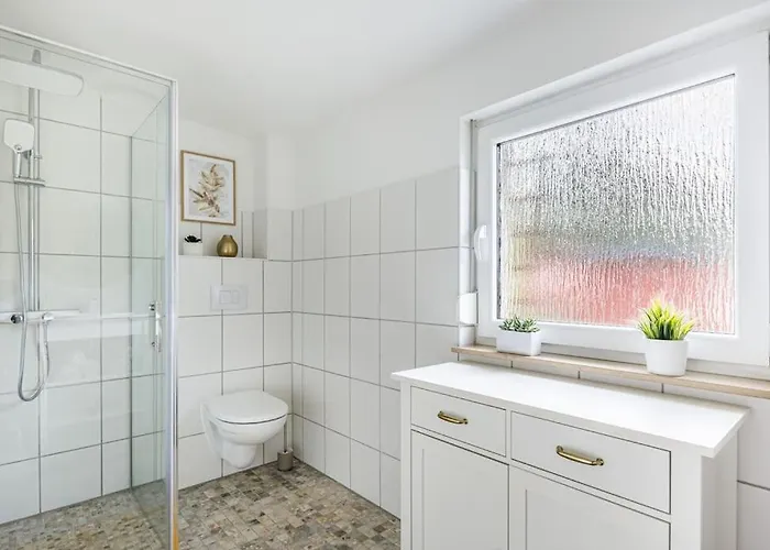 Goldene Zeit I Terasse I Parkplatz I 3 Sz I 2 Baeder I 2 Min Zum