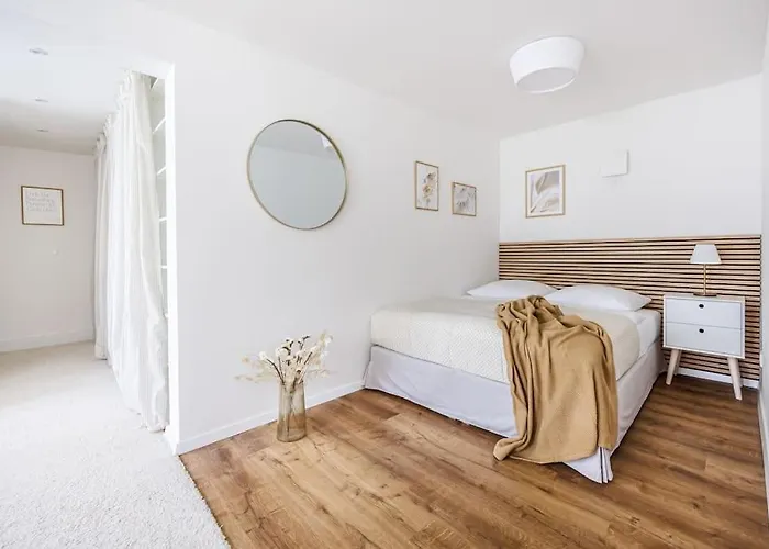 Goldene Zeit I Terasse I Parkplatz I 3 Sz I 2 Baeder I 2 Min Zum *